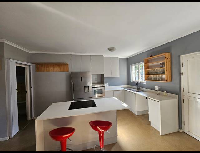 3 BEDROOM HOUSE FOR SALE IN BALLITO CENTRAL